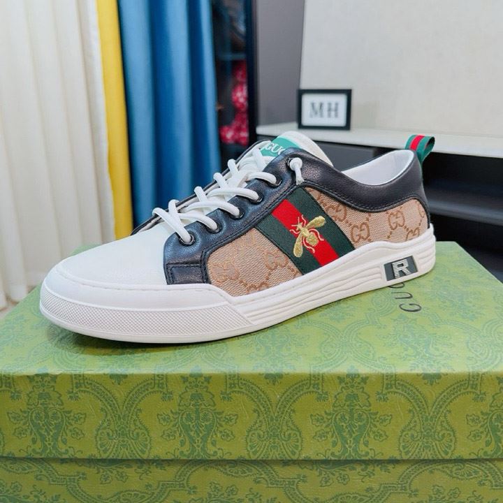 G*u*i casual shoes